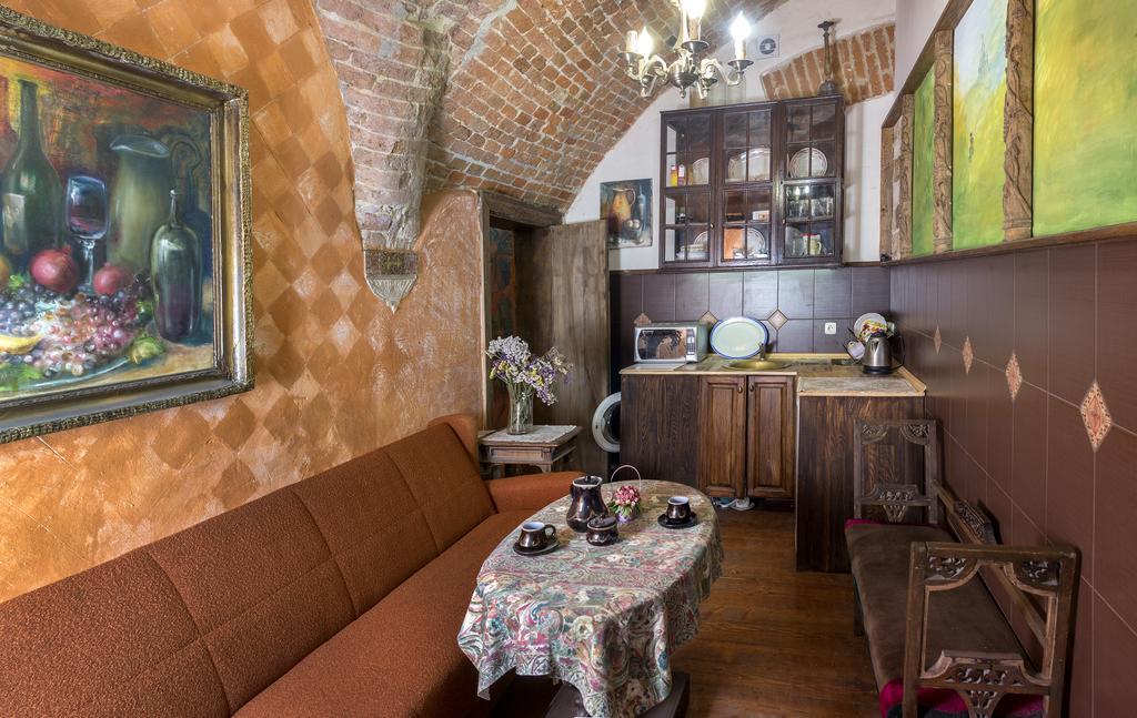 Art & House Apartment Lviv Exterior photo